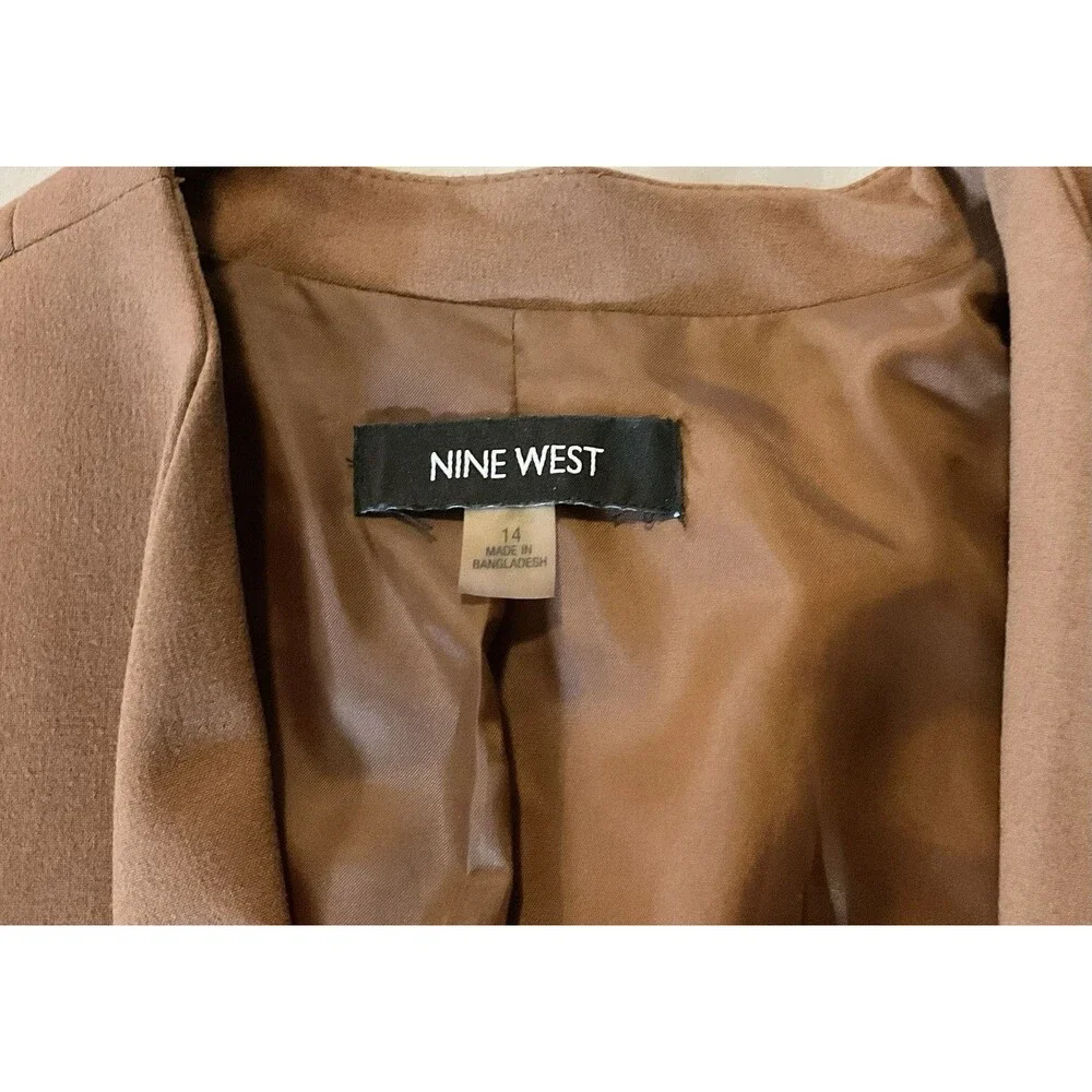 Nine West Women's Kiss-Front Blazer Size 14, Brown - Picture 4 of 7